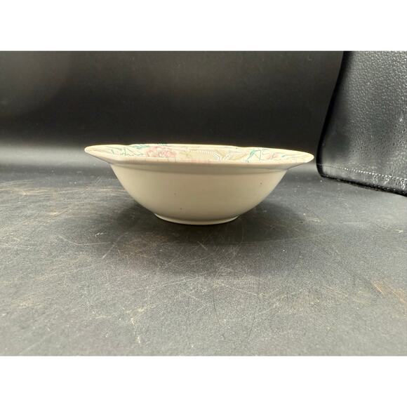 2 Vintage Johnson Brothers Lynton Pink Floral 6" Soup/Cereal Bowls - Picture 6 of 9